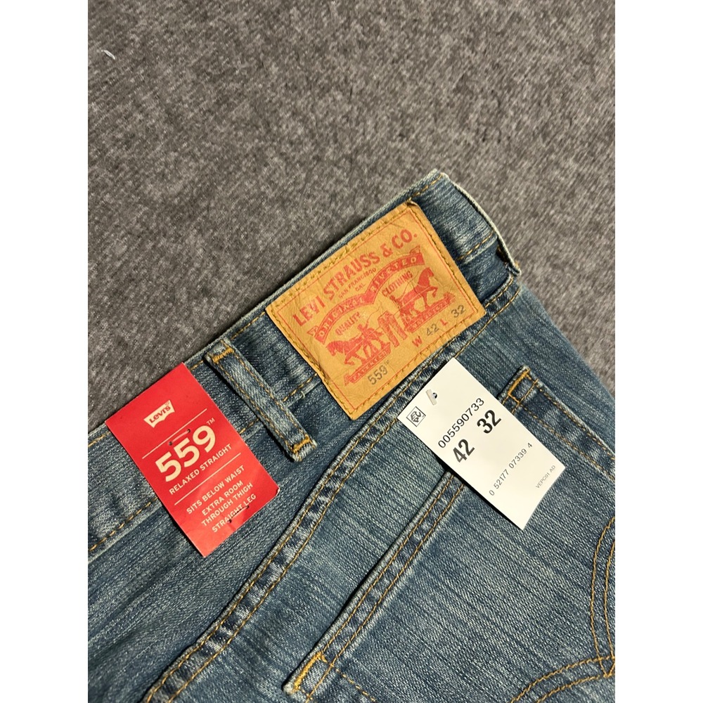 Levis 559 relaxed straight jeans mens new fit 42X31 (tag 42X32) medium wash - Picture 3 of 7